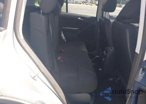 2018 Volkswagen Tiguan Limited 2.0T from USA, damaged, VIN WVGAV7AX4JK001874